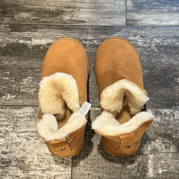 UGG Boots‎ Shoes Womens Size 7 Chestnut Sheepskin Fleece Lined Classic Australia - Picture 7 of 14